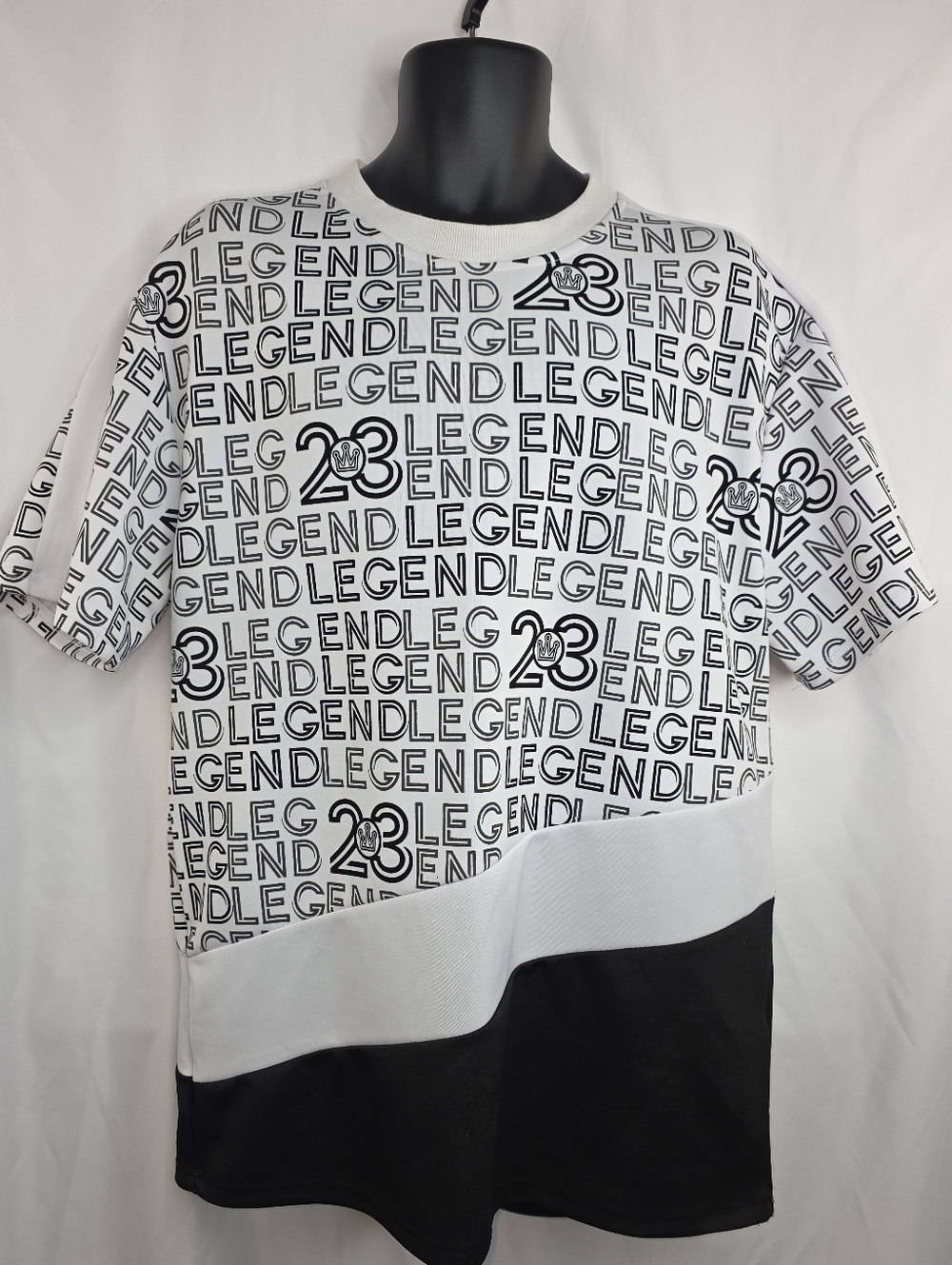 Sacred Crown Men's Legend 23 Graphic Black & White Tee Size Large CP-3597